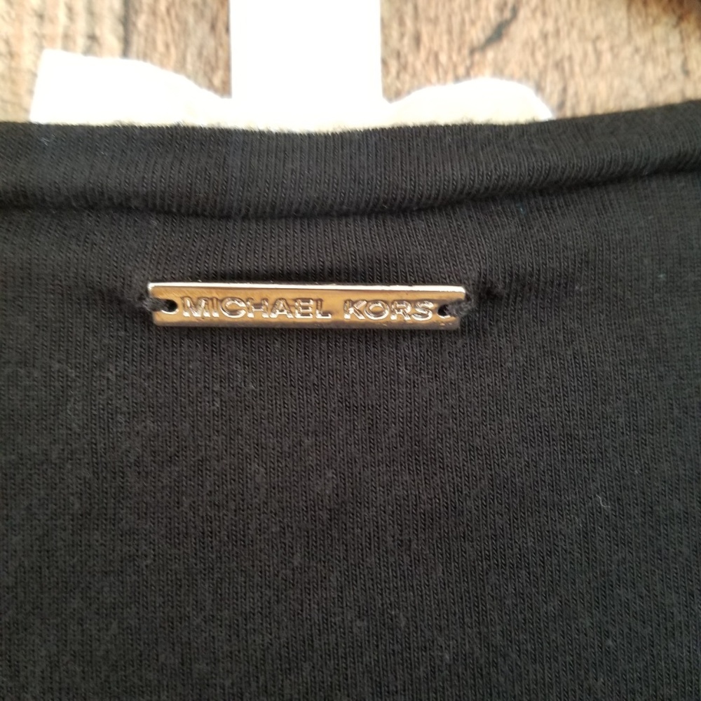 ⭐ 3/$20 Michael Kors Black Layered Ruffled Blouse - Picture 6 of 8